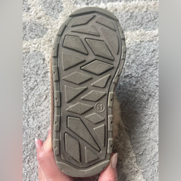 Girls slippers - Picture 3 of 4